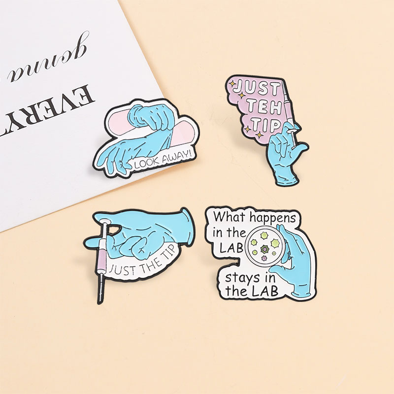 Broches en émail sur le thème  - Medical Lab Gifts avis et prix
