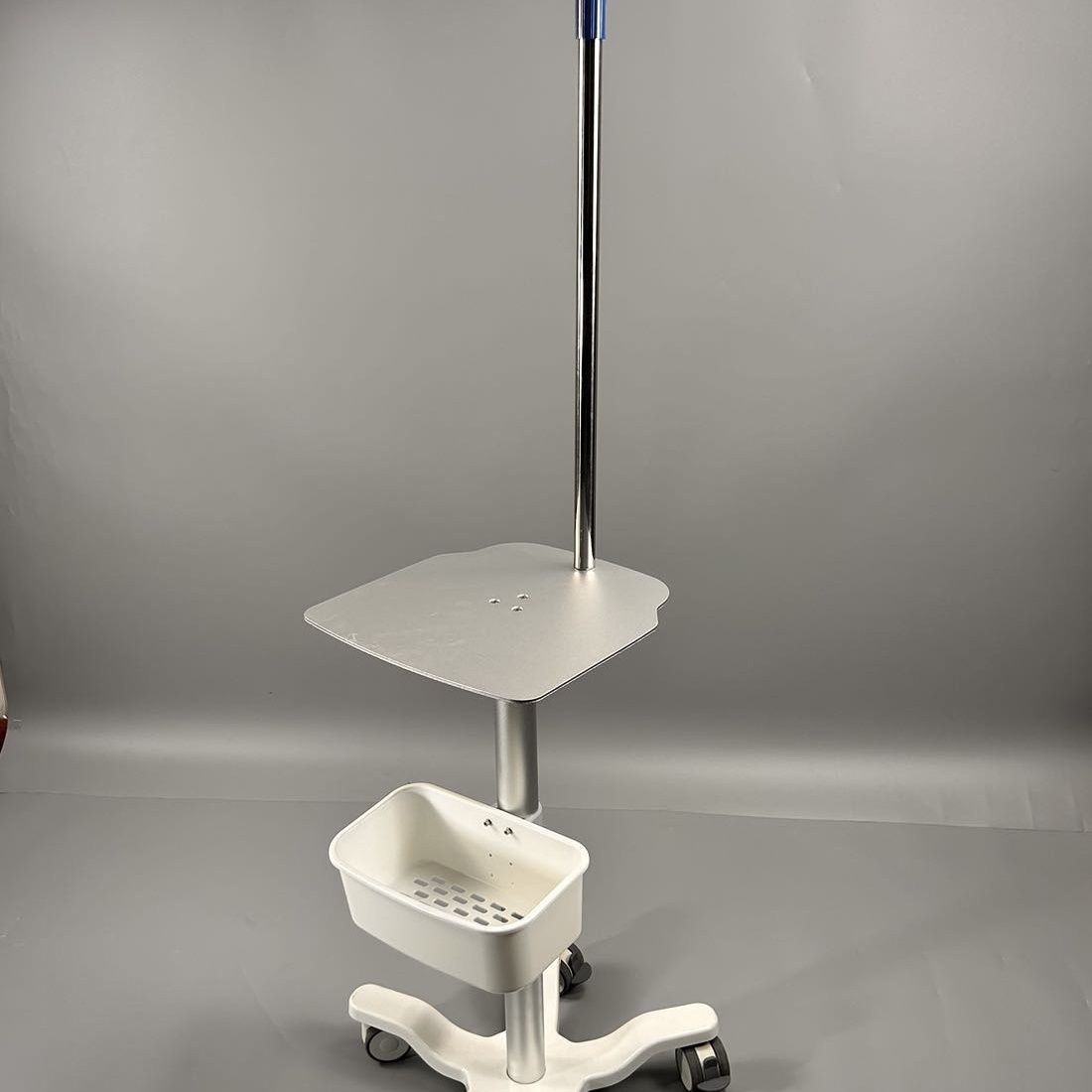 Pompe à seringue à percussion  - Iv Infusion Pole avis et prix